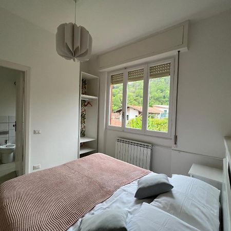 Villa Silvia, Indipendente Con Giardino Privato E Garage 瓦拉泽 外观 照片