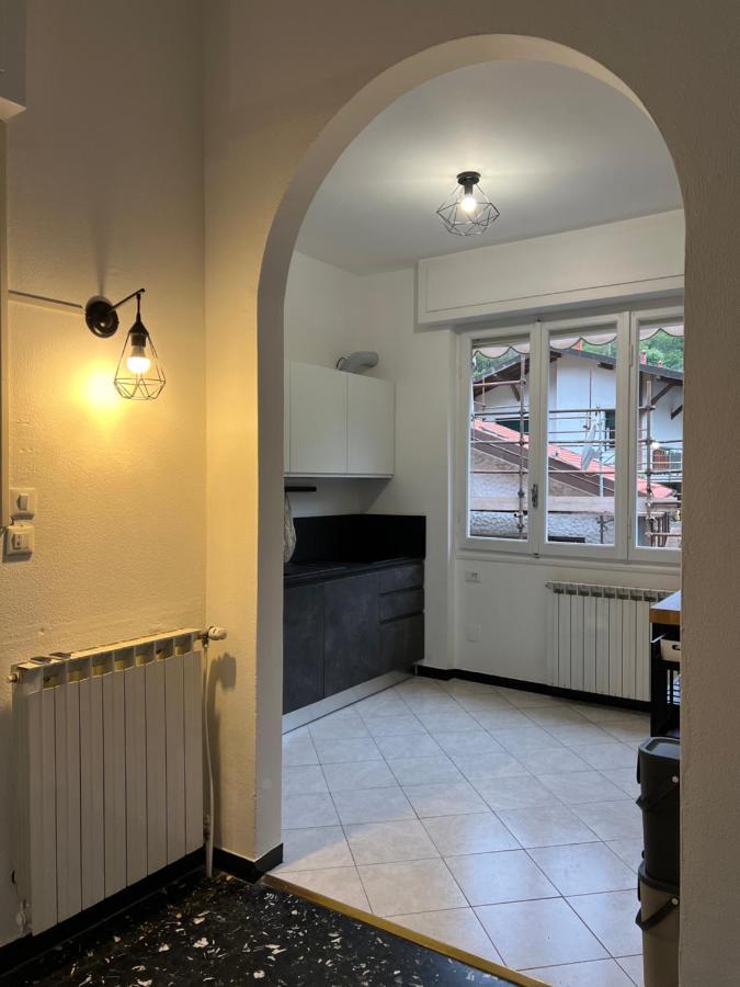 Villa Silvia, Indipendente Con Giardino Privato E Garage 瓦拉泽 外观 照片