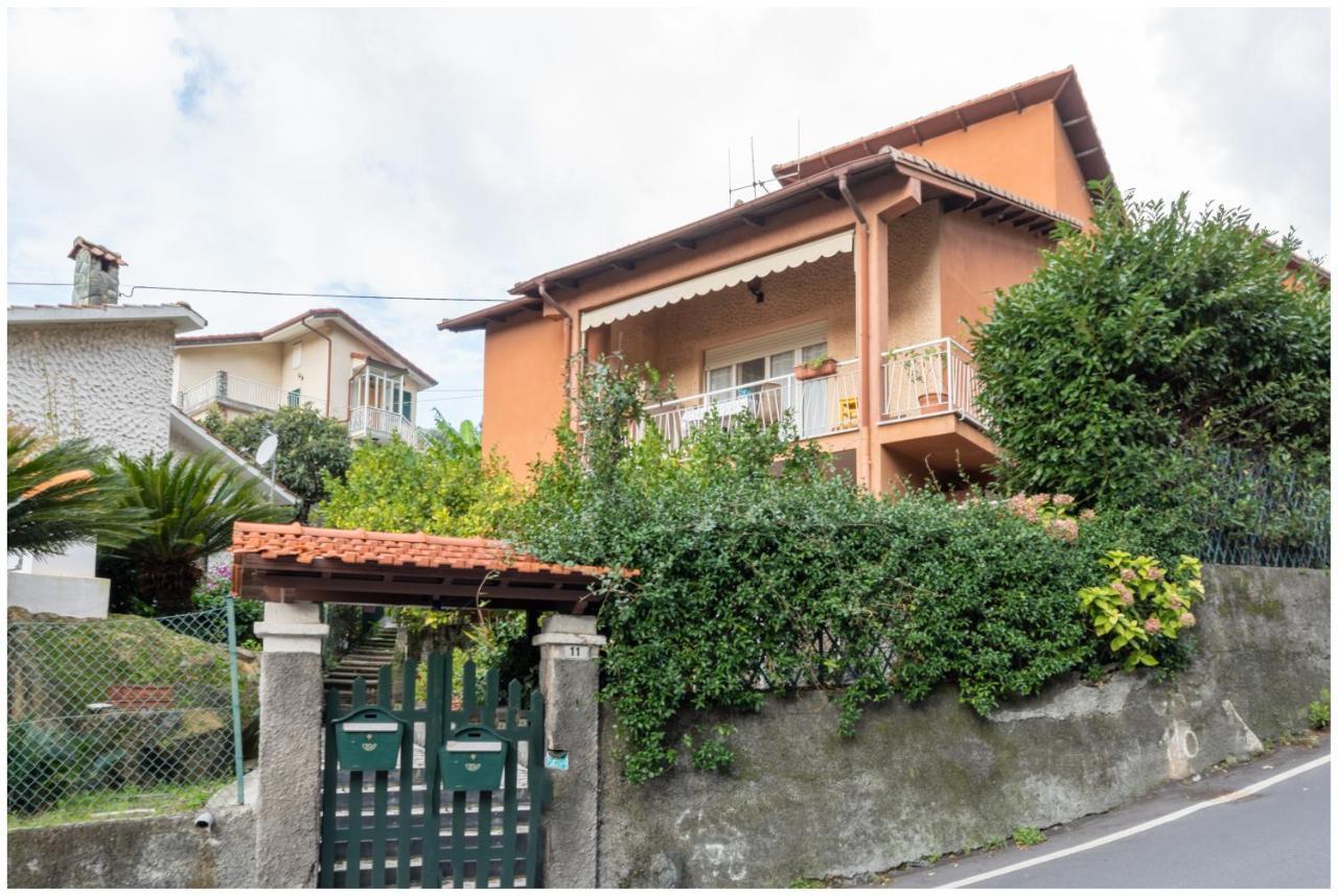Villa Silvia, Indipendente Con Giardino Privato E Garage 瓦拉泽 外观 照片