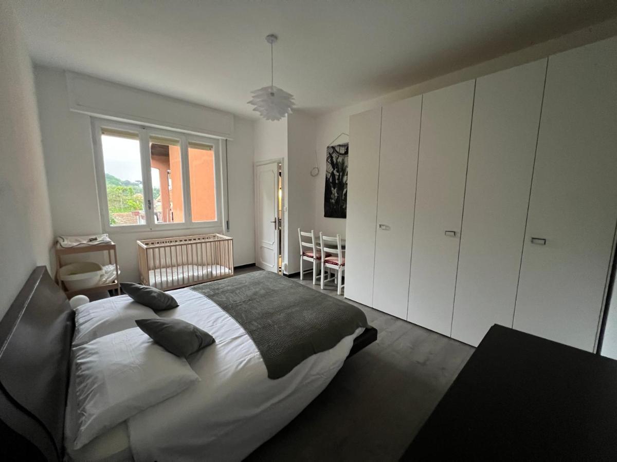 Villa Silvia, Indipendente Con Giardino Privato E Garage 瓦拉泽 外观 照片
