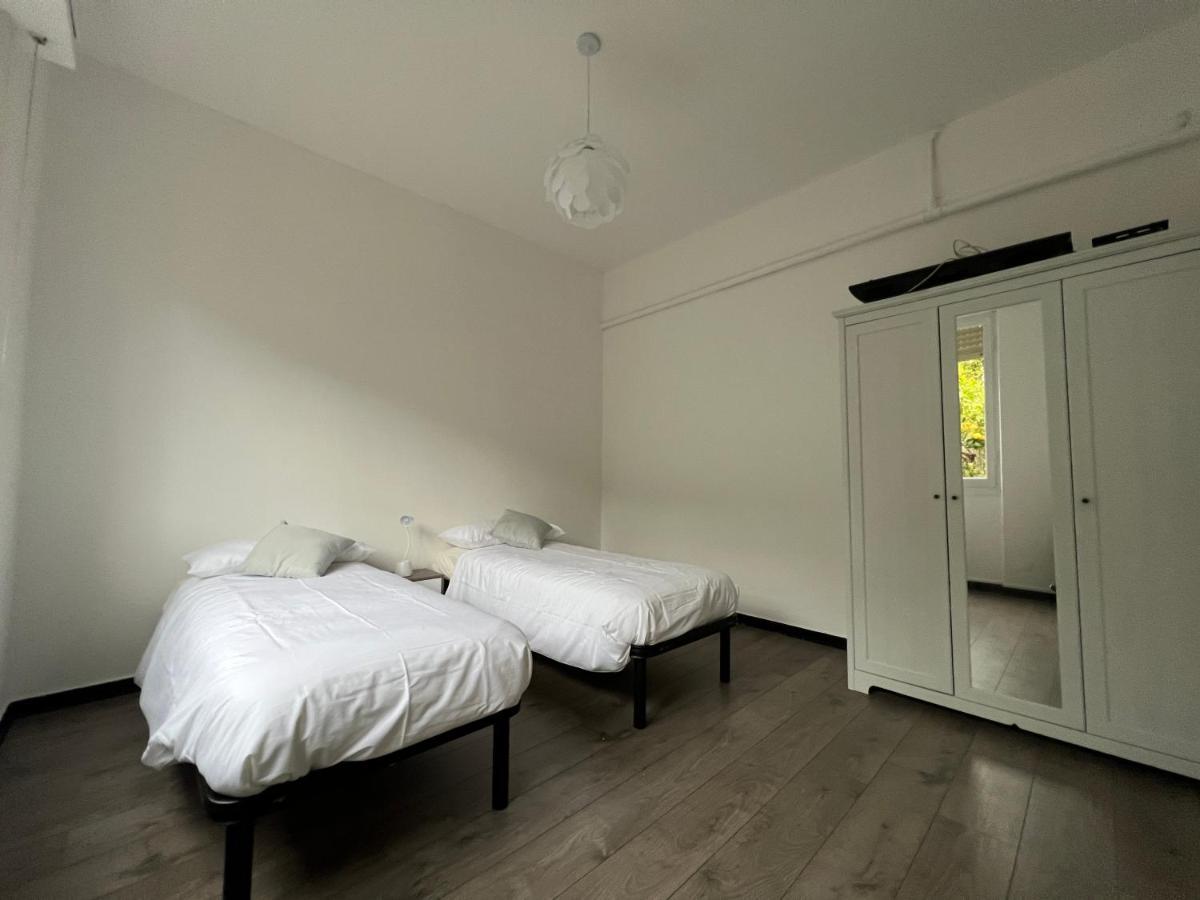 Villa Silvia, Indipendente Con Giardino Privato E Garage 瓦拉泽 外观 照片